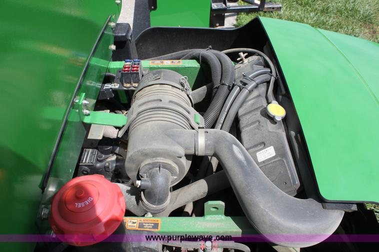 image for item D7967 John Deere 1445 mower