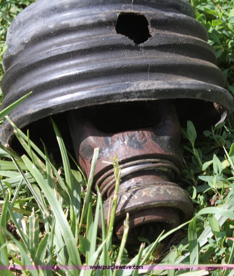 image for item D7968 John Deere 47 snow blower