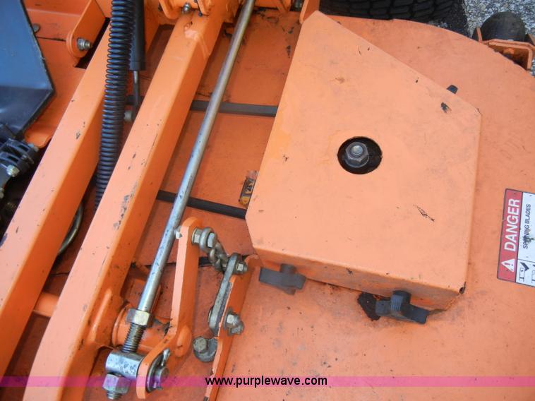 image for item K9215 2007 Scag Turf Tiger ZTR mower