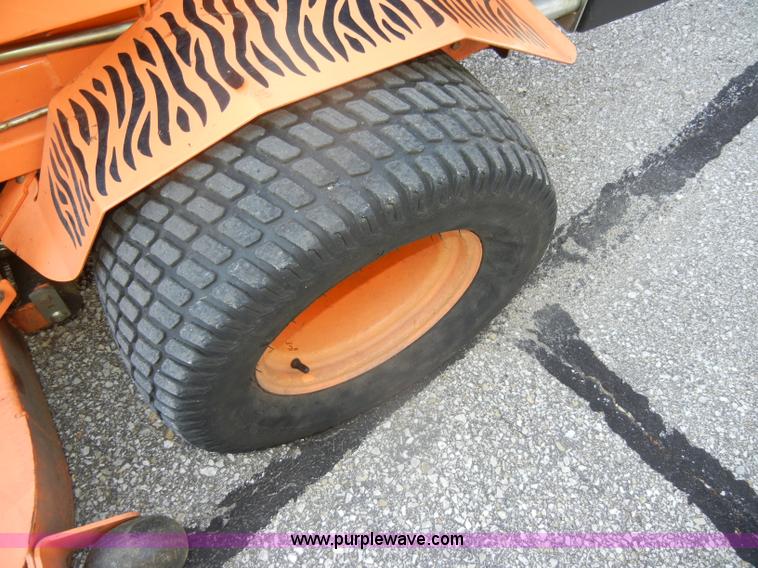 image for item K9215 2007 Scag Turf Tiger ZTR mower