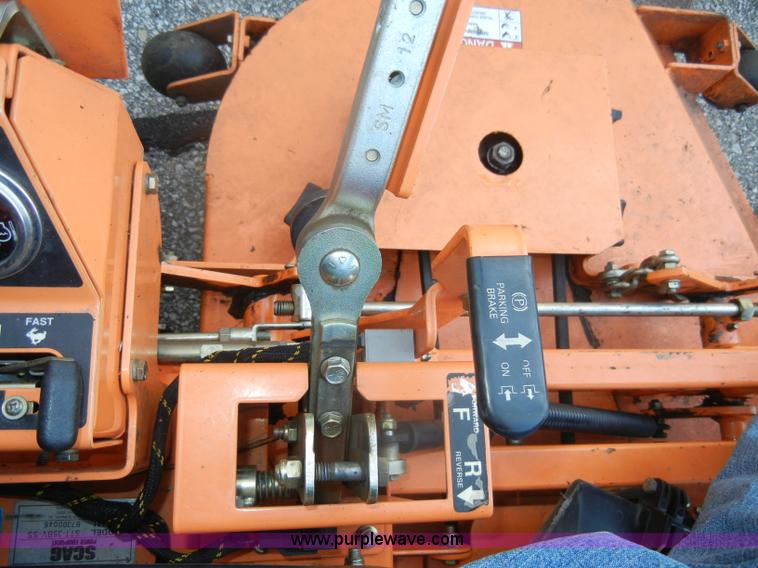 image for item K9215 2007 Scag Turf Tiger ZTR mower