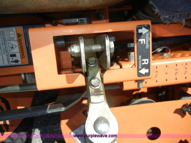 image for item K9215 2007 Scag Turf Tiger ZTR mower