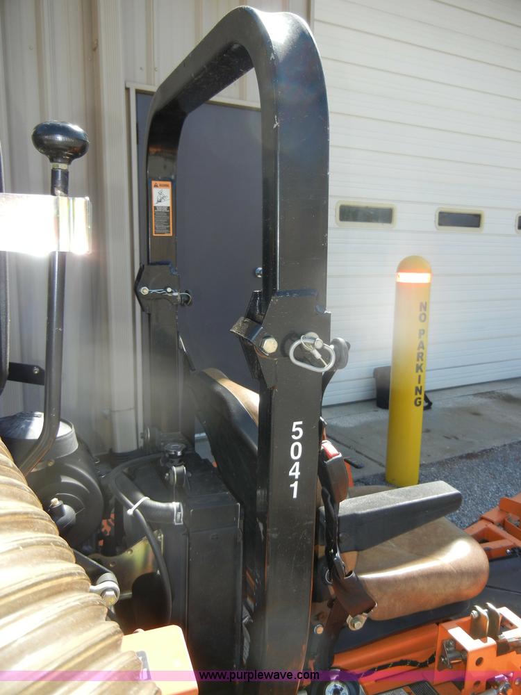 image for item K9215 2007 Scag Turf Tiger ZTR mower