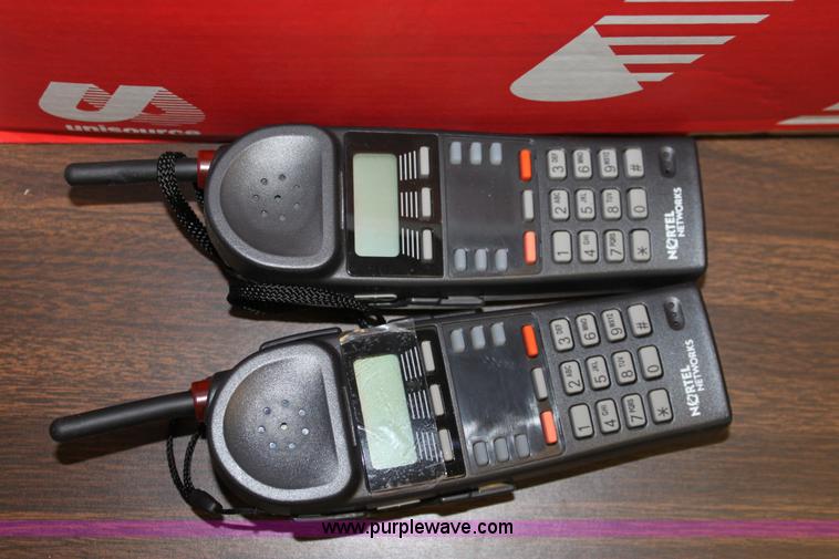 image for item L9725 (16) Motorola HT1250 2-way radios