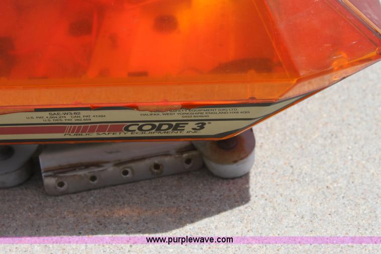 image for item L9727 Code 3 light bar