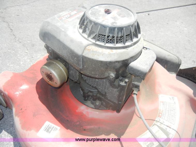 image for item M9522 MTD 22" push mower