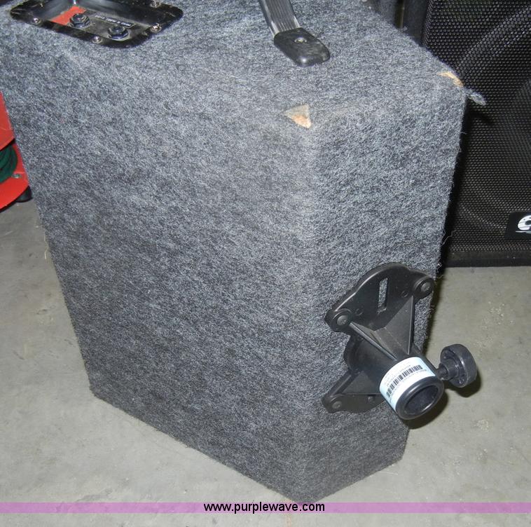 image for item M9527 Assorted equipment