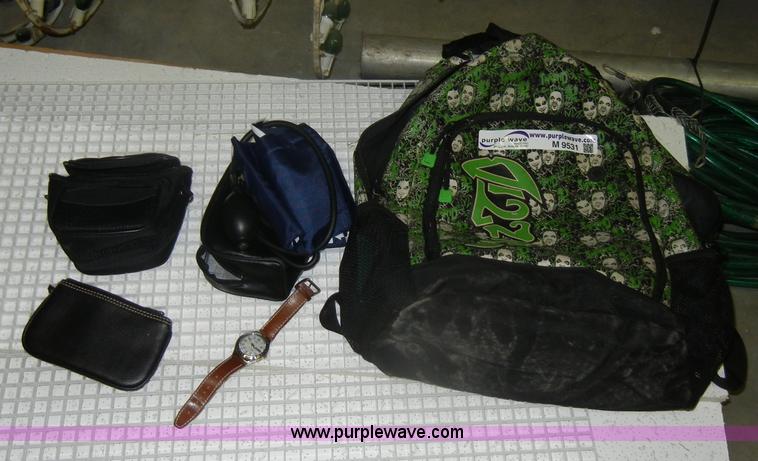 image for item M9531 Assorted items