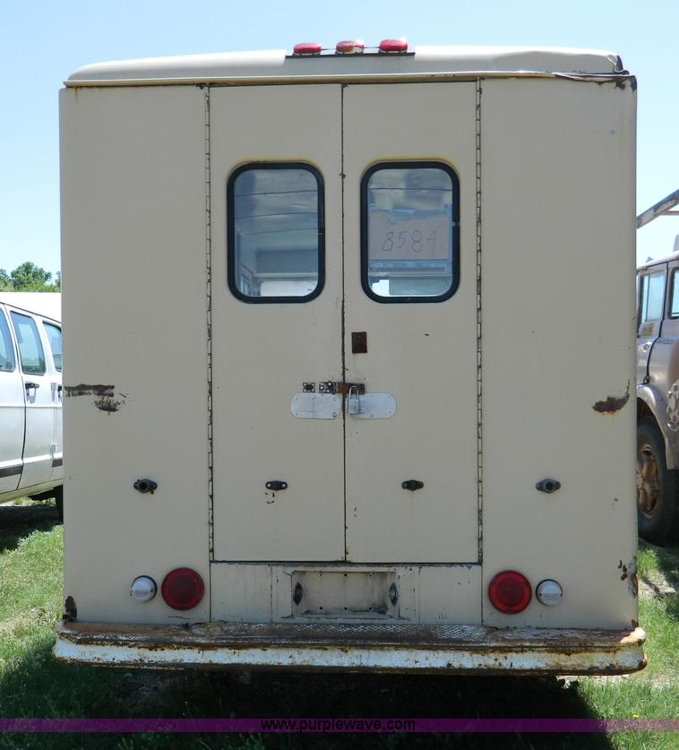 image for item T9853 1979 Chevrolet Step Van 20 multi stop delivery van