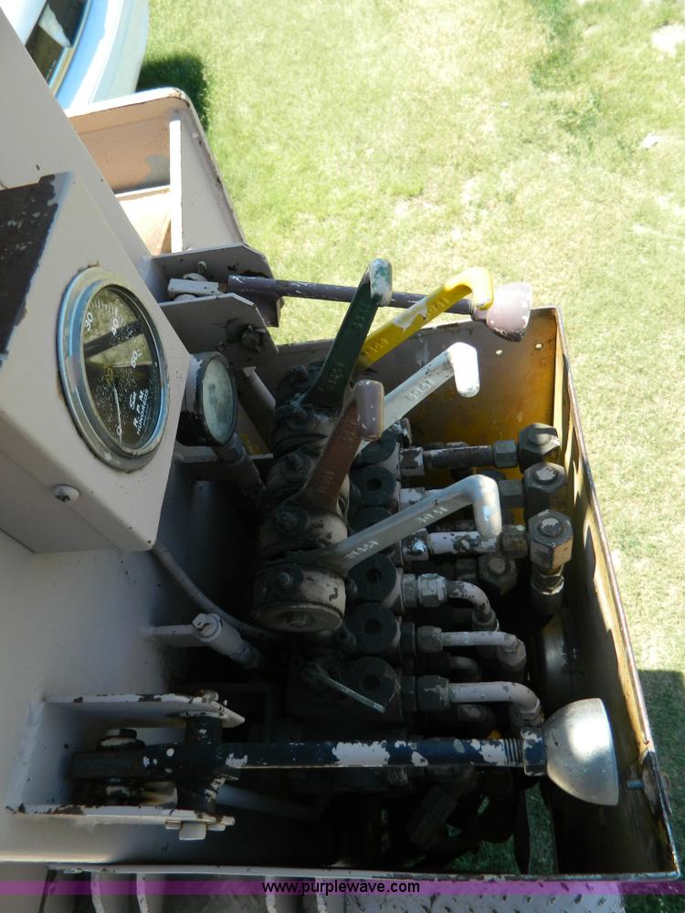 image for item T9854 1972 GMC utility service truck