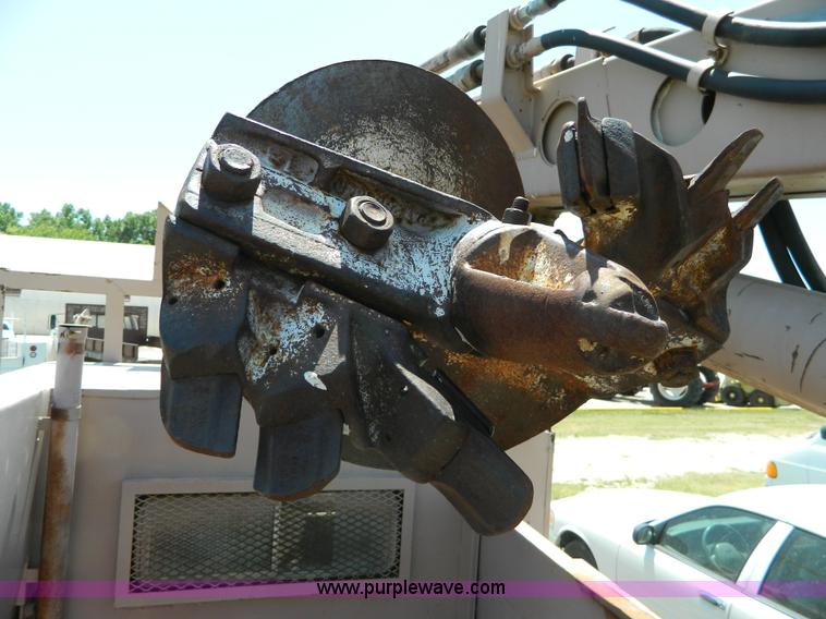 image for item T9854 1972 GMC utility service truck