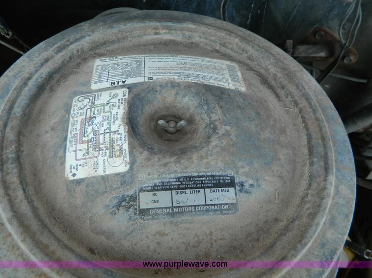 image for item T9854 1972 GMC utility service truck