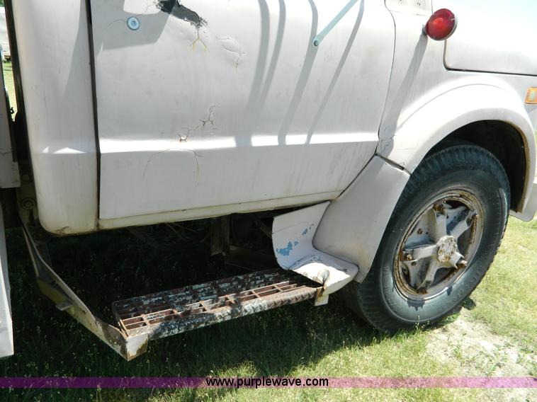 image for item T9854 1972 GMC utility service truck