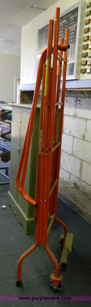 image for item T9859 (2) Pro Mark Quick Set S-600 scaffolds