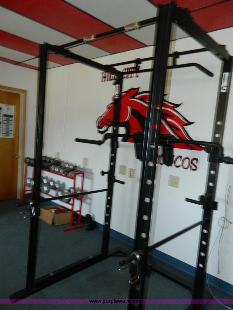 image for item T9863 Squat rack exercise machine