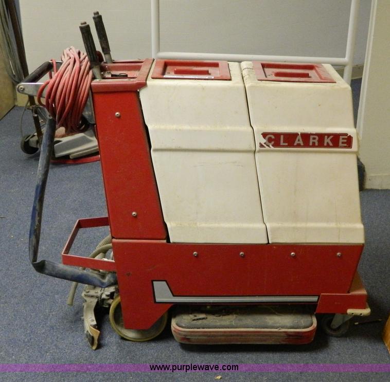 image for item T9864 Clarke TB 20EL floor scrubber