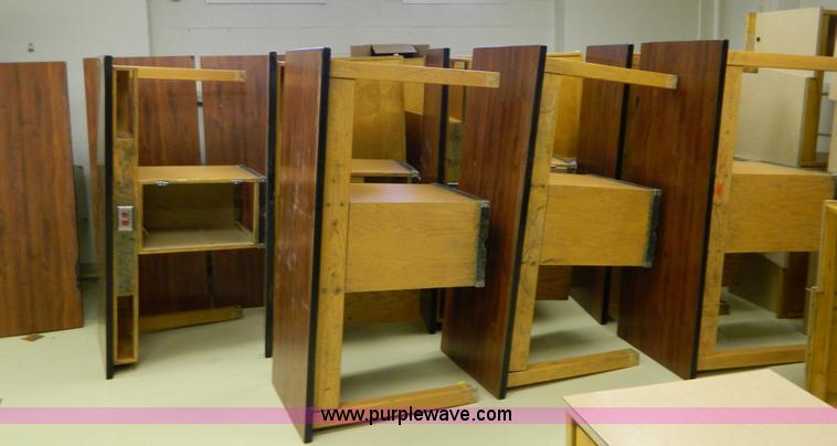 image for item T9869 (10) lab desks