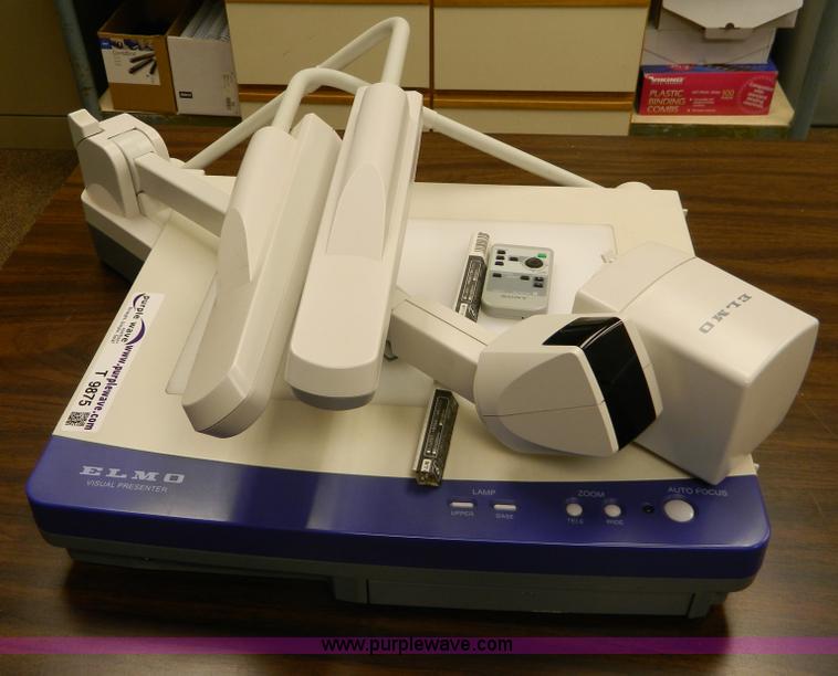 image for item T9875 Elmo visual presenter