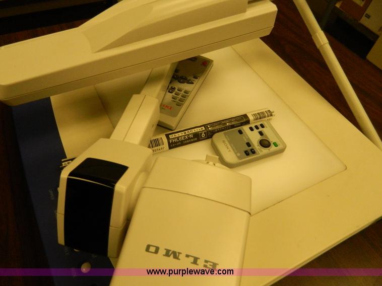 image for item T9875 Elmo visual presenter