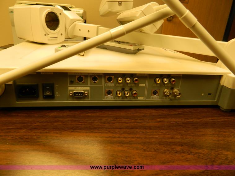 image for item T9875 Elmo visual presenter