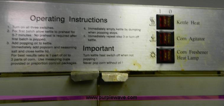 image for item T9885 Star G8Y popcorn machine and stand