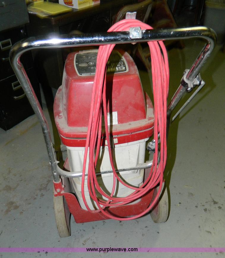 image for item T9886 Clarke Tailor Mate floor scrubber