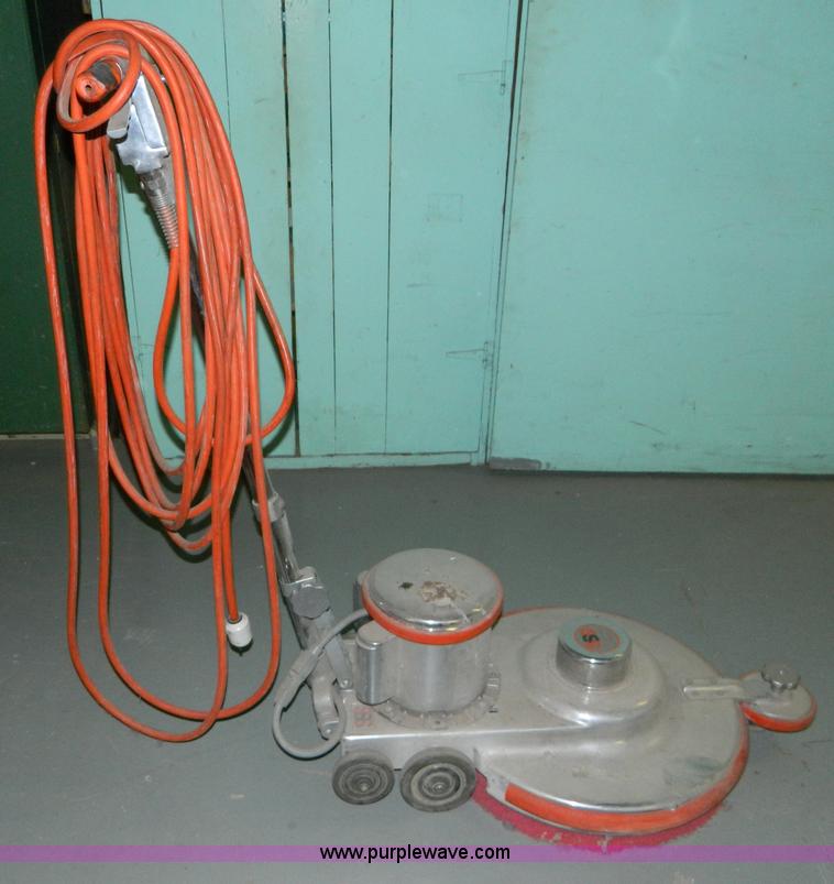 image for item T9887 SSS UHS-2 21" floor buffer