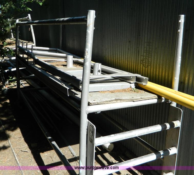 image for item T9891 (3) 8'L aluminum scaffolds