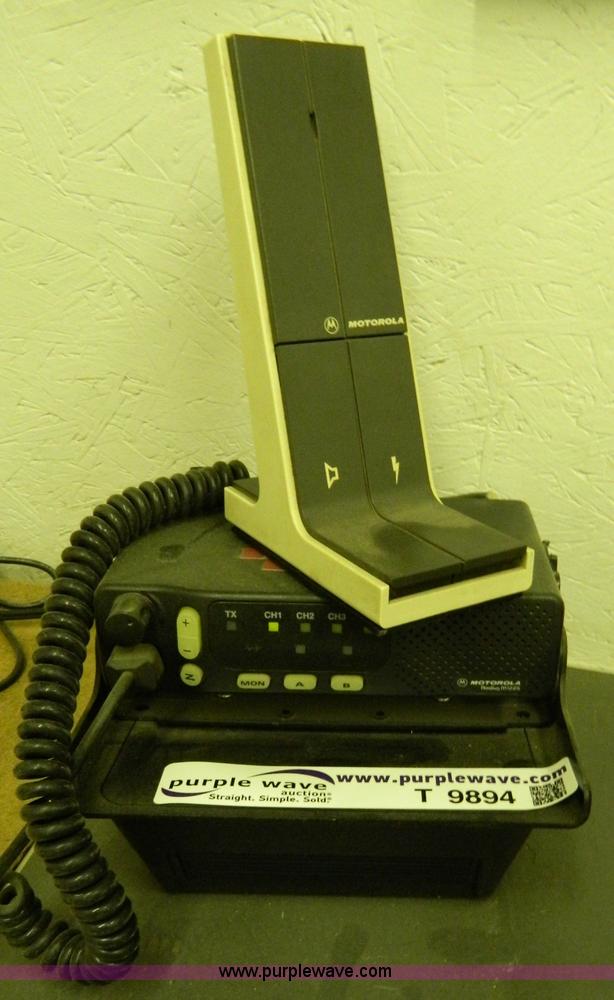 image for item T9894 Motorola UHF radios