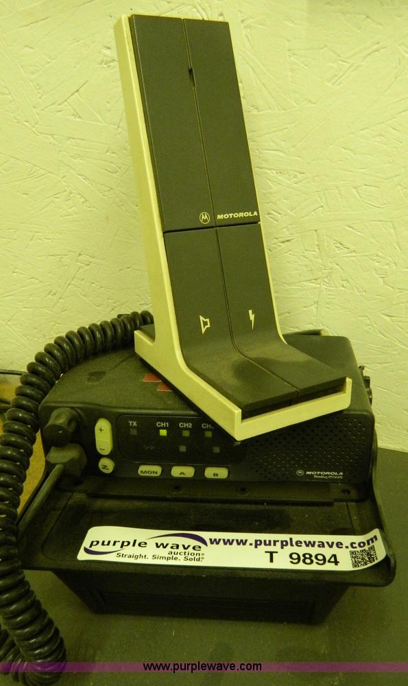 image for item T9894 Motorola UHF radios