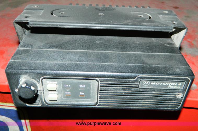image for item T9894 Motorola UHF radios