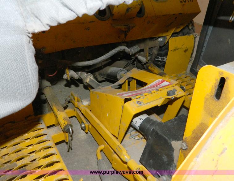 image for item T9896 1997 Walker W7GHS mower