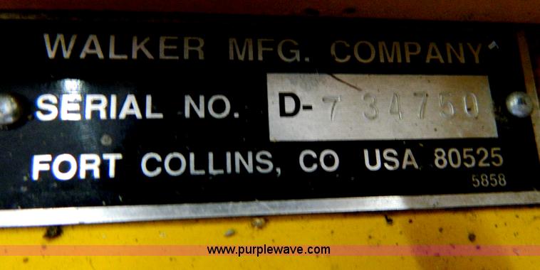 image for item T9896 1997 Walker W7GHS mower