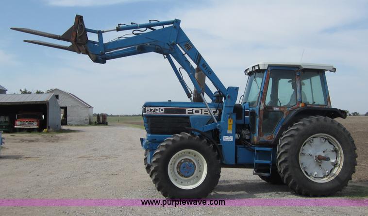 image for item A3880 1992 Ford 8730 MFWD tractor