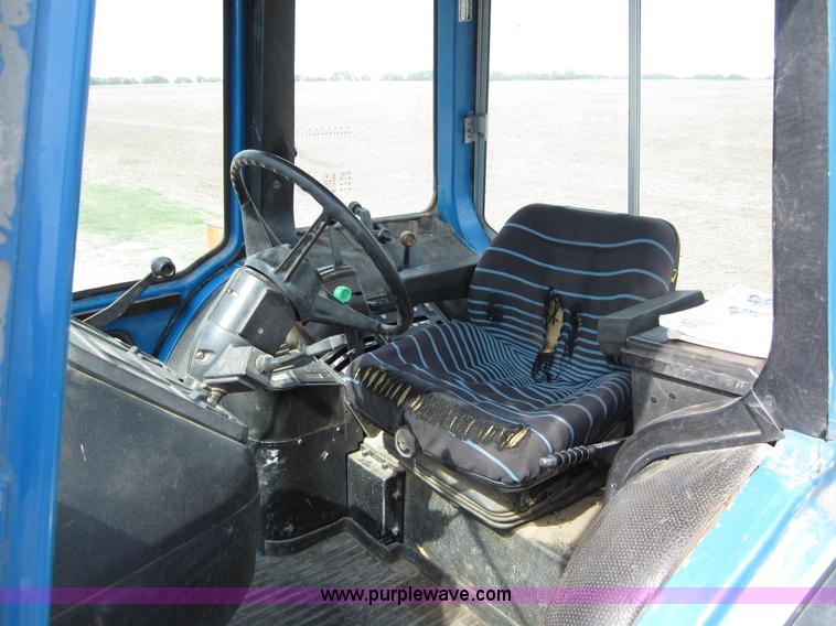 image for item A3880 1992 Ford 8730 MFWD tractor