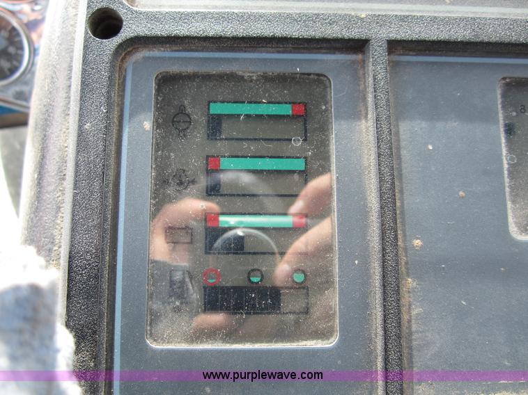 image for item A3880 1992 Ford 8730 MFWD tractor