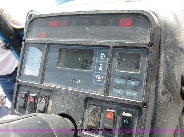 image for item A3880 1992 Ford 8730 MFWD tractor