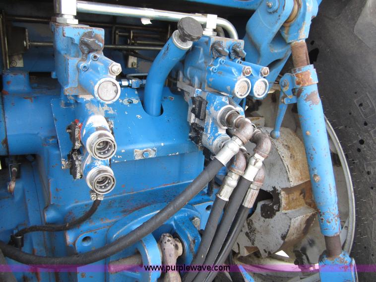 image for item A3880 1992 Ford 8730 MFWD tractor