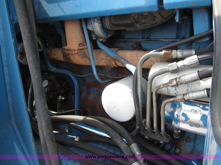 image for item A3880 1992 Ford 8730 MFWD tractor