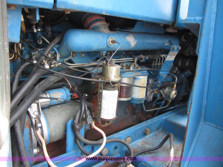 image for item A3880 1992 Ford 8730 MFWD tractor