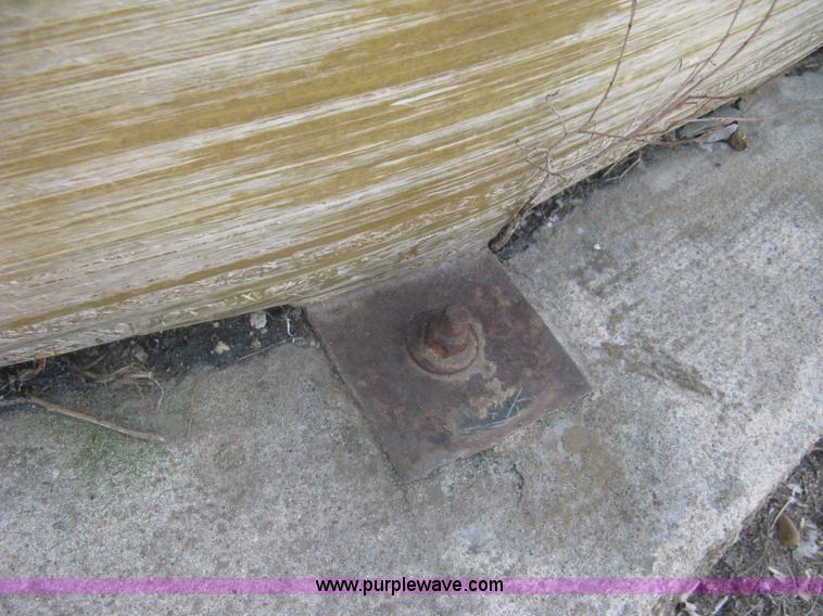 image for item A6389 Fiberglass 8,000 gallon tank