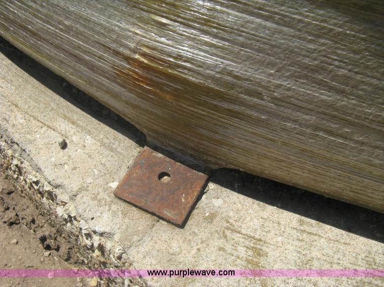 image for item A6389 Fiberglass 8,000 gallon tank