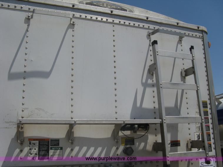 image for item A6390 2002 Wilson DWH400 Pace Setter hopper bottom grain trailer