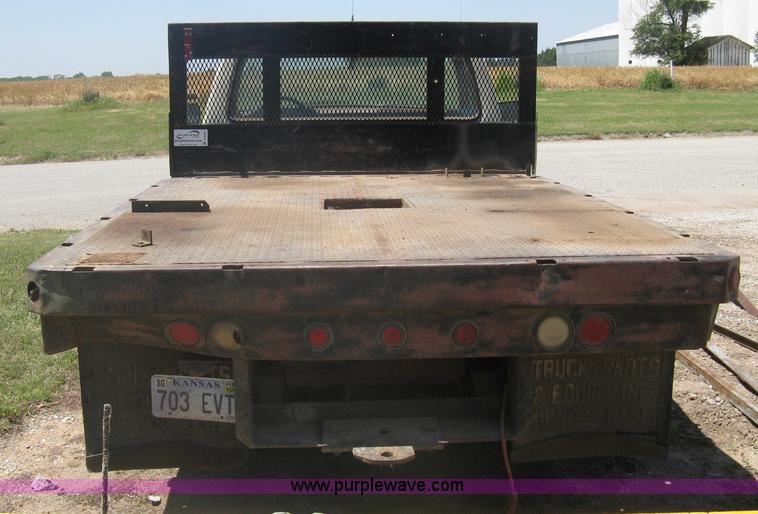 image for item A6391 1989 Ford F350 Custom pickup truck