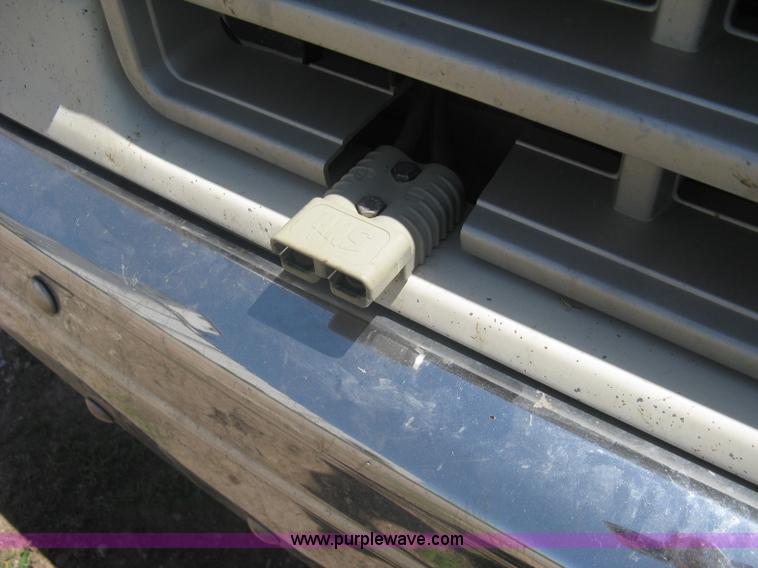 image for item A6391 1989 Ford F350 Custom pickup truck