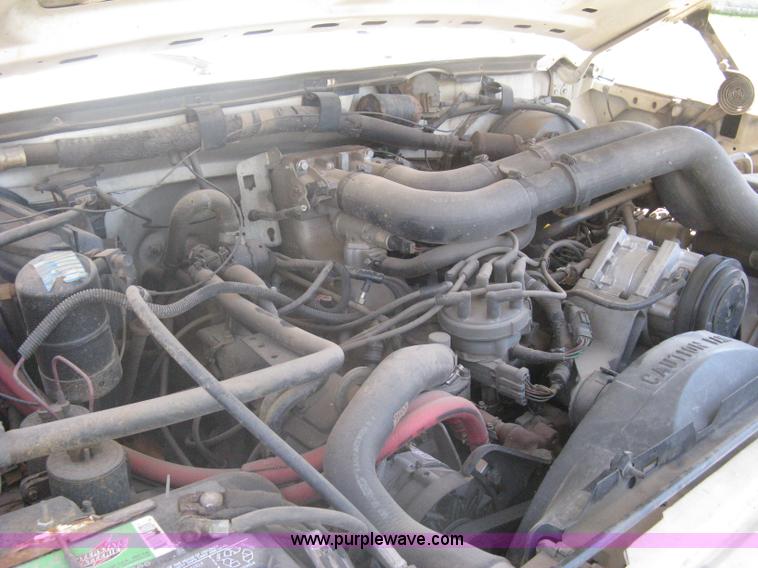 image for item A6391 1989 Ford F350 Custom pickup truck