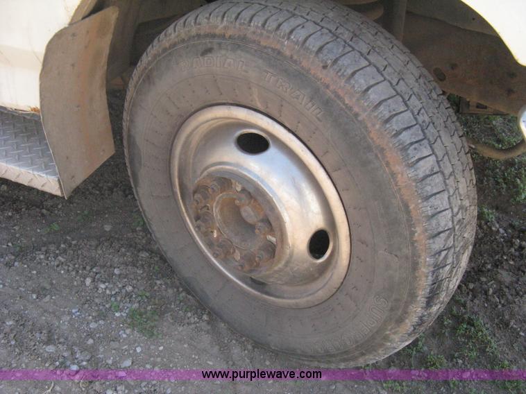 image for item A6391 1989 Ford F350 Custom pickup truck