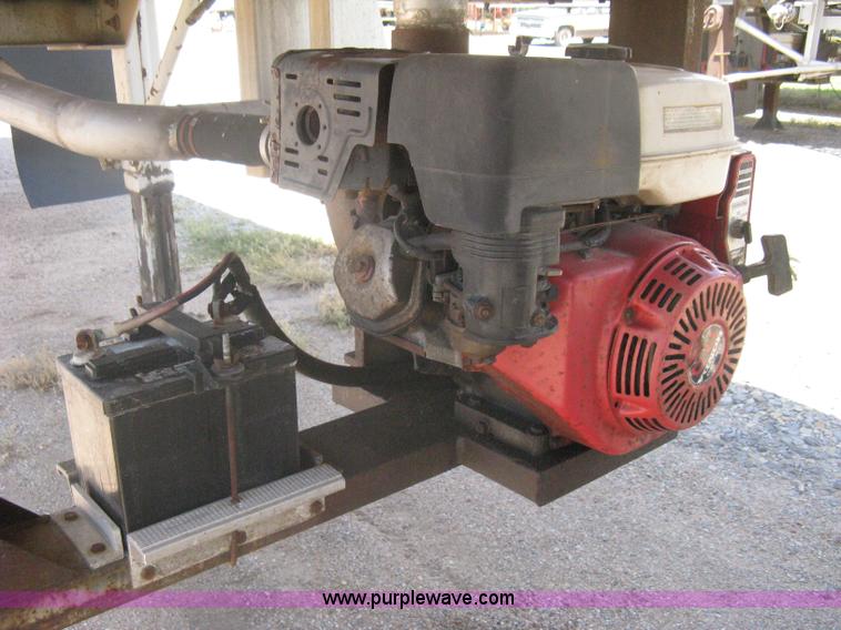 image for item A6392 1992 Fruehauf 42' aluminum tanker trailer