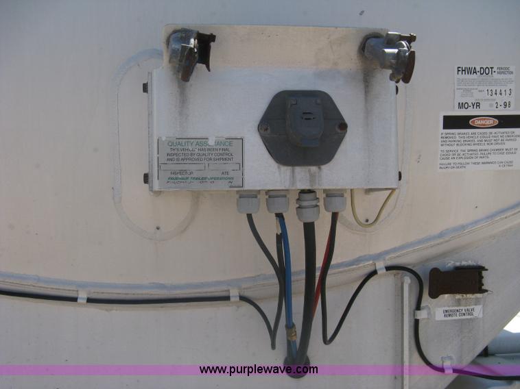 image for item A6392 1992 Fruehauf 42' aluminum tanker trailer