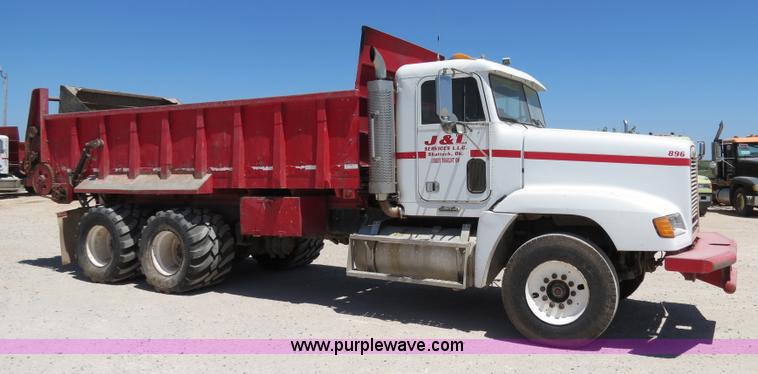 image for item B2355 1997 Freightliner FLD manure spreader semi truck